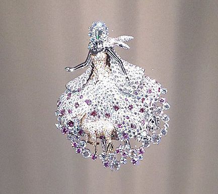 Van Cleef and Arpels, a History of Excellence