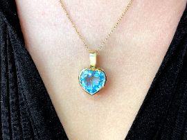 topaz pendant on neck