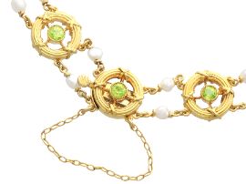 Yellow Gold Peridot Bracelet closure