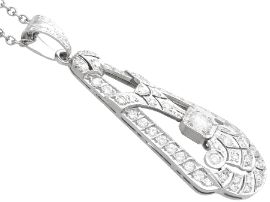 Diamond Pendant Necklace in White Gold