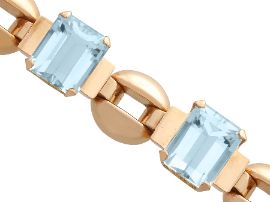 Art Deco Aquamarine Bracelet in Gold