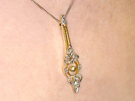 Diamond and Pearl Pendant Wearing Neck