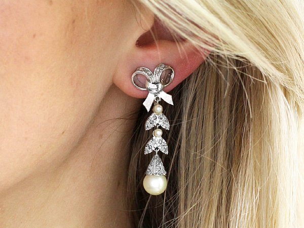 bow diamond drop earring 