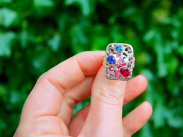 1940s gemstone ruby cocktail ring 