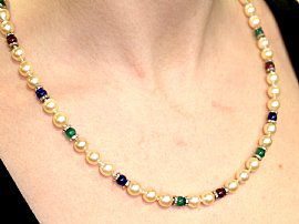Pearl Gemstone Necklace