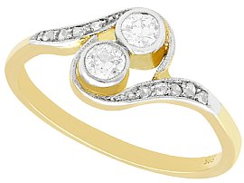 1920s Diamond Twist Ring