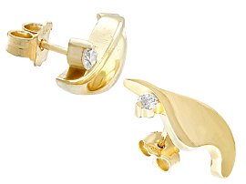 diamond earrings in yellow gold