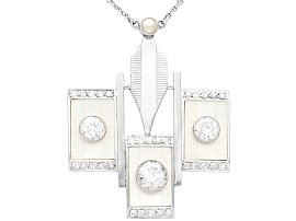 Art Deco Mother of Pearl Necklace
