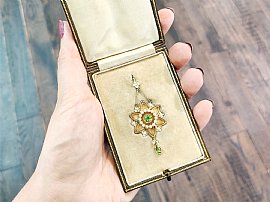 Boxed Pearl Peridot Pendant in Yellow Gold for Sale