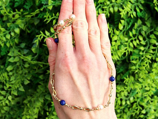 retro gold and lapis lazuli chain