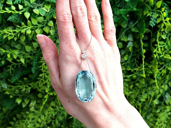 large aquamarine 1940s pendant necklace 