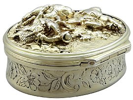 Snuff Box in silver gilt