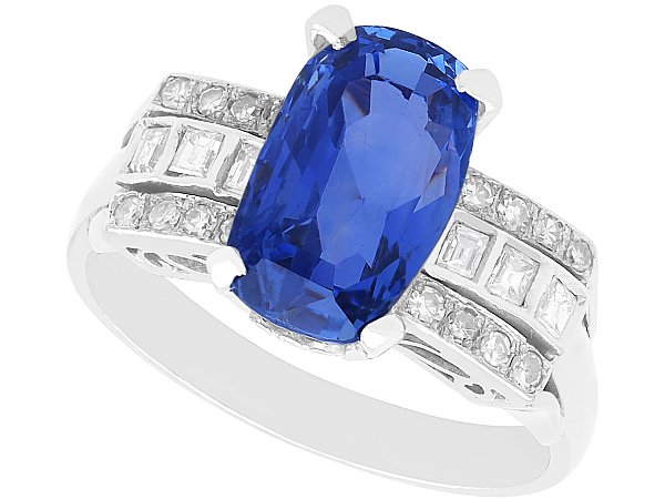 Blue Sapphire Cocktail Ring with Diamonds