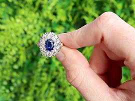 1920s Sapphire Cluster Ring in Gold Natural Light