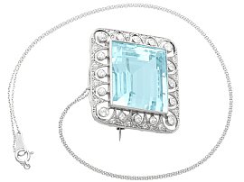 Aquamarine pendant 