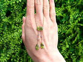 Antique Peridot Pendant in Yellow Gold Outside 