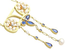 Art Nouveau Necklace in Gold with Sapphires and Pearls 