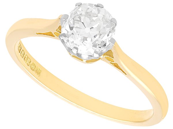 0.8 Carat Diamond Ring in Yellow Gold for Sale