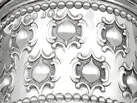 Desirable Style Silver Mustard Pot detail 