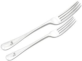 77 Piece Canteen of Cutlery Set