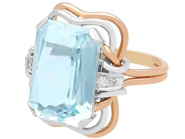 aquamarine and rose gold ring