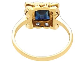 1930s Antique Sapphire Ring with Diamonds