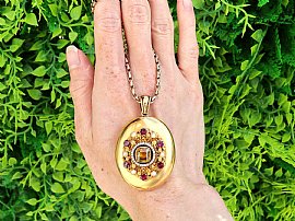 Gemstone Victorian Locket in Gold outside