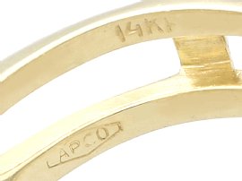 Wedding and Engagement Ring Set Gold hallmarks