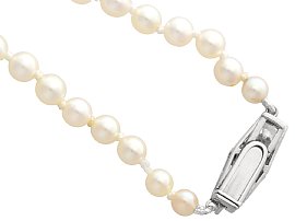 Pearl Strand Necklace with Green Sapphire Clasp reverse