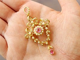 Pink Tourmaline Pendant in Yellow Gold