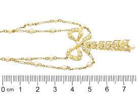 Bow Pearl Necklace in Yellow Gold size