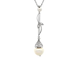 Edwardian Natural Pearl Necklace