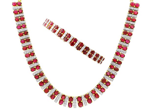 Ruby Jewellery Set